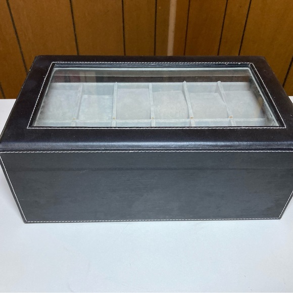 SONGMICS 12-Slot Watch Box, Lockable Watch Case with Glass Lid - Picture 4 of 4